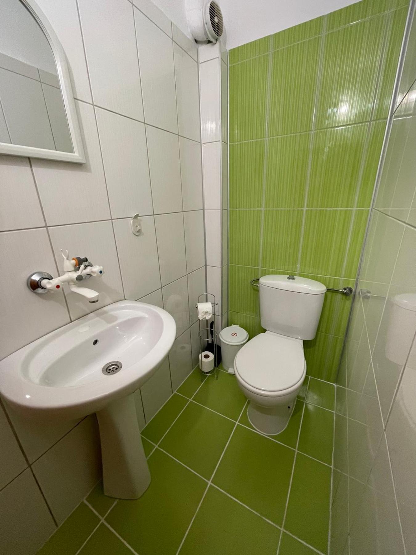 Villa Dechkoni Kavarna Bagian luar foto